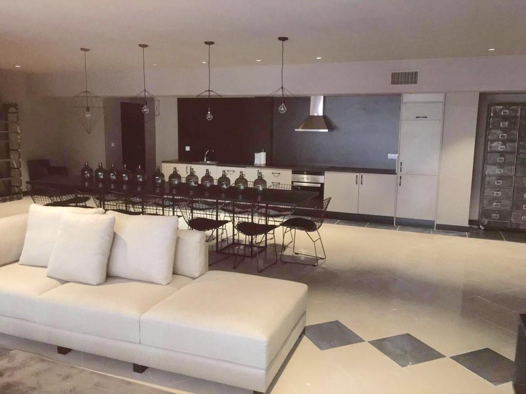 Valencia Luxury - Boutique Paz Apartment ภายนอก รูปภาพ